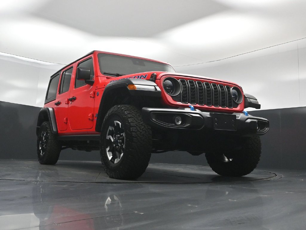 Used 2025 Jeep Wrangler Unlimited Rubicon 4xe w/ Safety Group AWD/4WD image 42