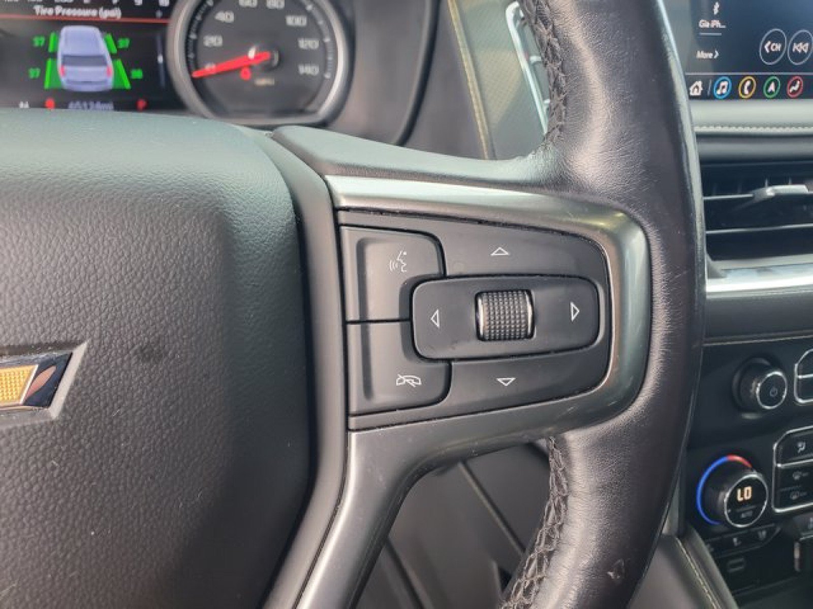 Used 2021 Chevrolet Tahoe Premier RWD image 19