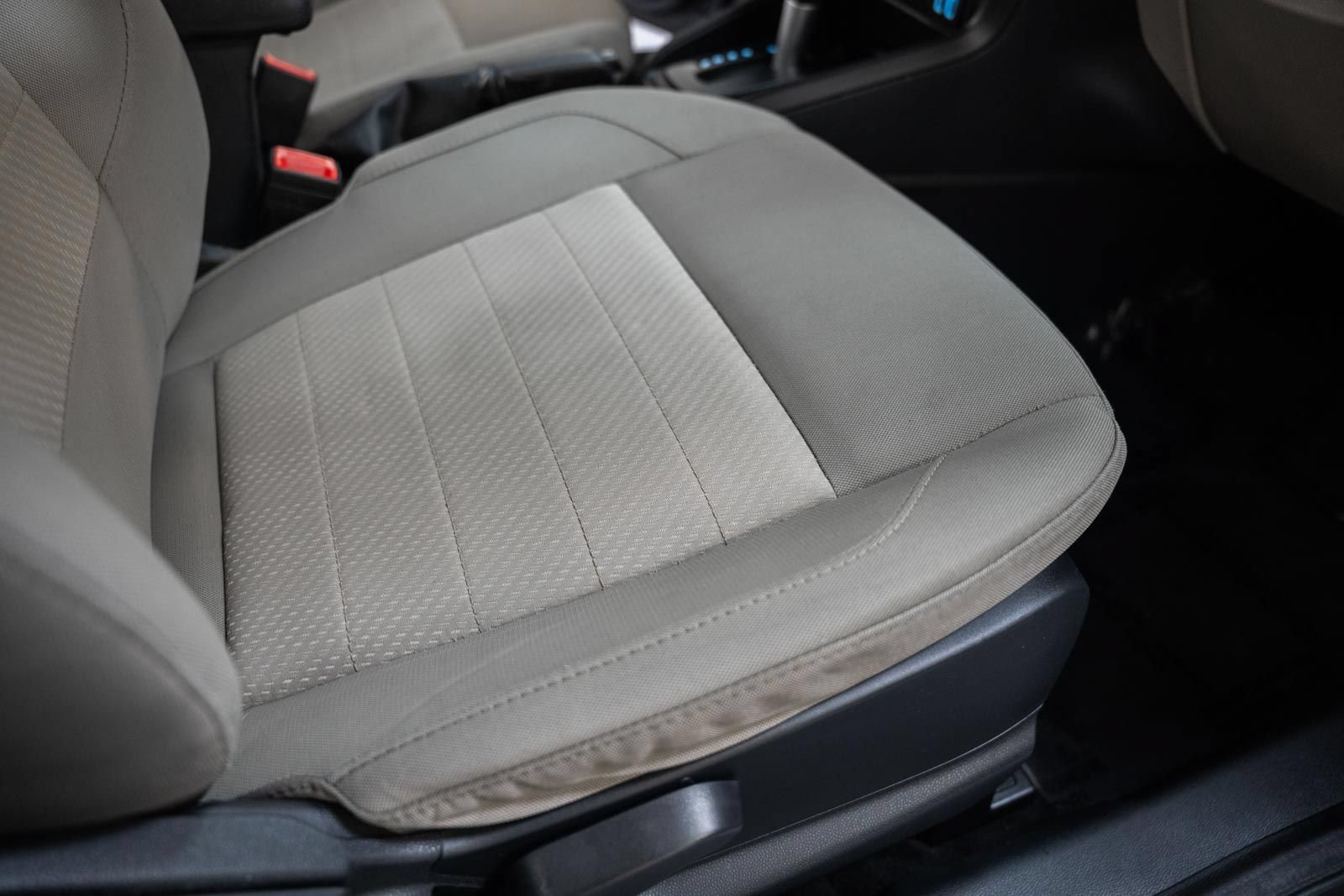 Certified 2021 Ford EcoSport S FWD image 25
