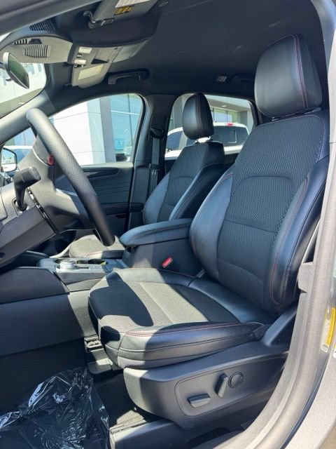 Certified 2026 Ford Escape ST-Line AWD/4WD image 14