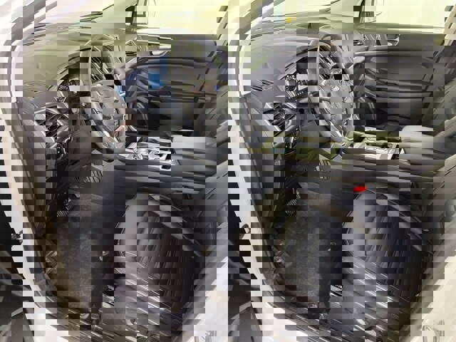 Certified 2024 Ford Edge SEL w/ Convenience Package image 13