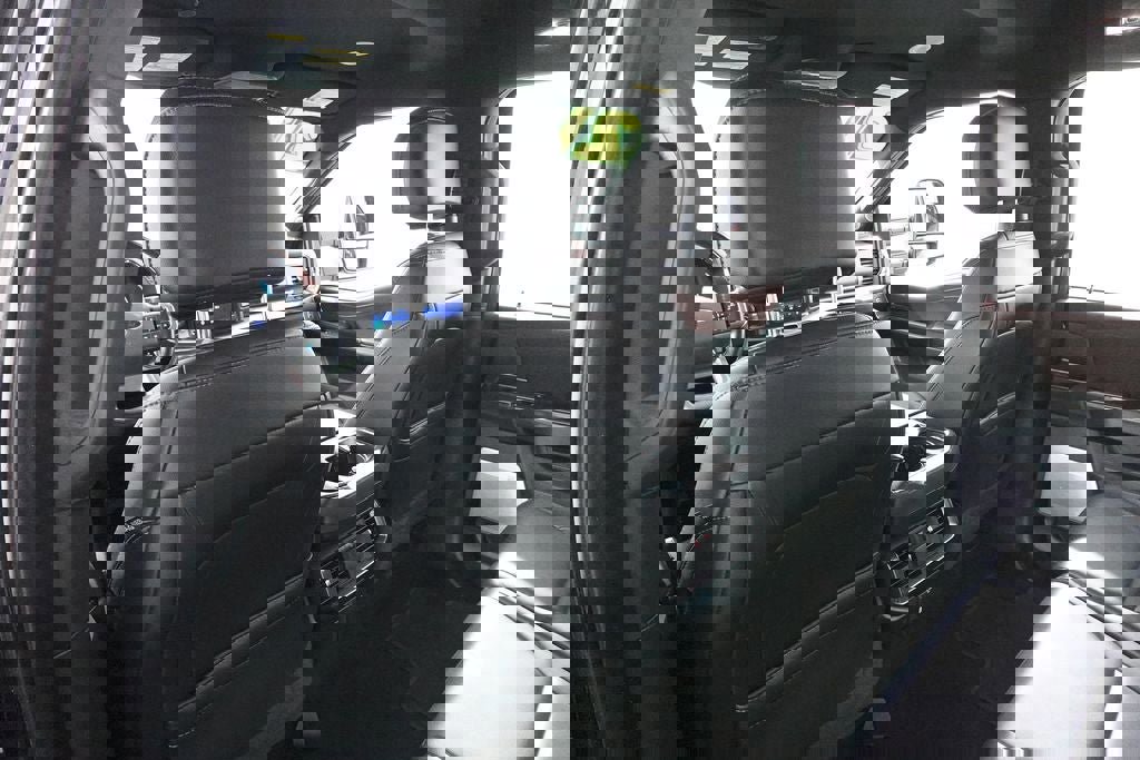 Certified 2021 Ford F150 Lariat w/ Equipment Group 502A High image 25