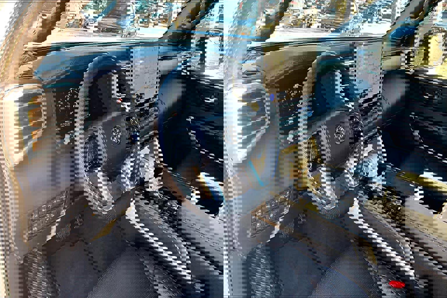 Used 2023 Toyota Tundra Platinum image 17