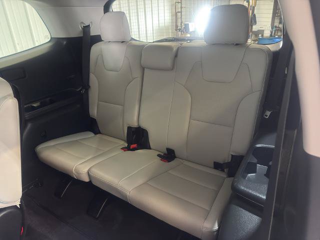 Used 2022 Kia Telluride S FWD image 10
