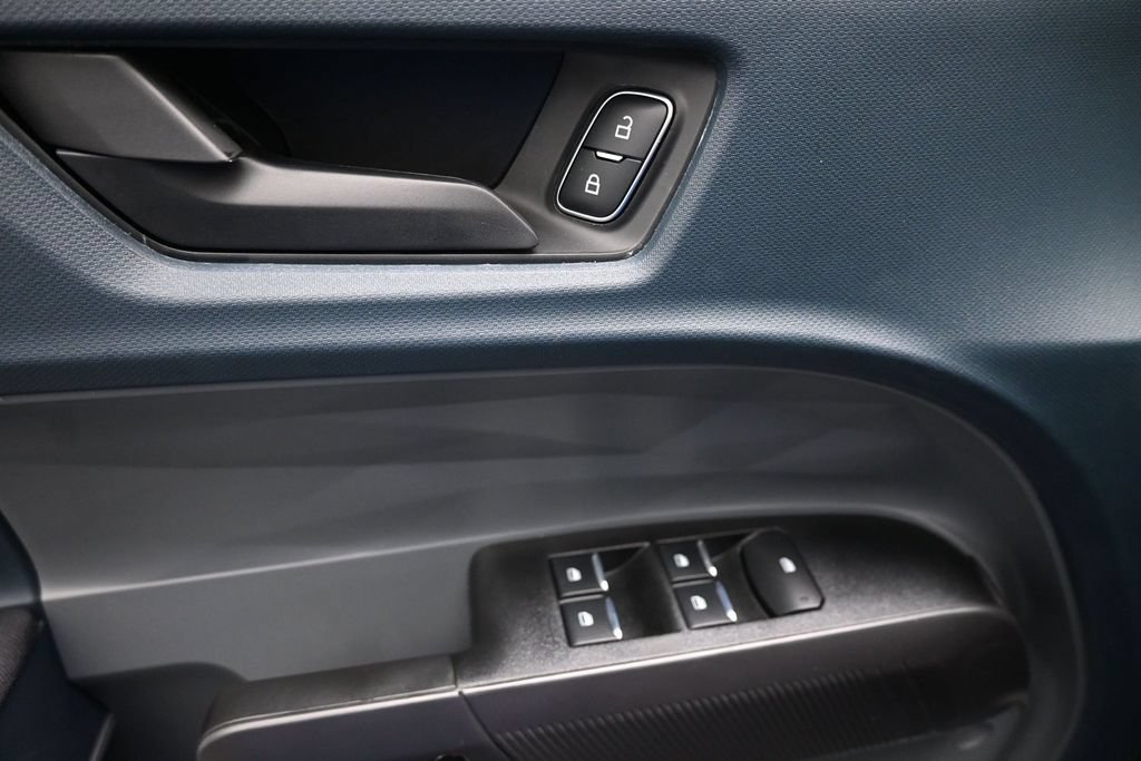 Certified 2026 Ford Maverick XL FWD image 9