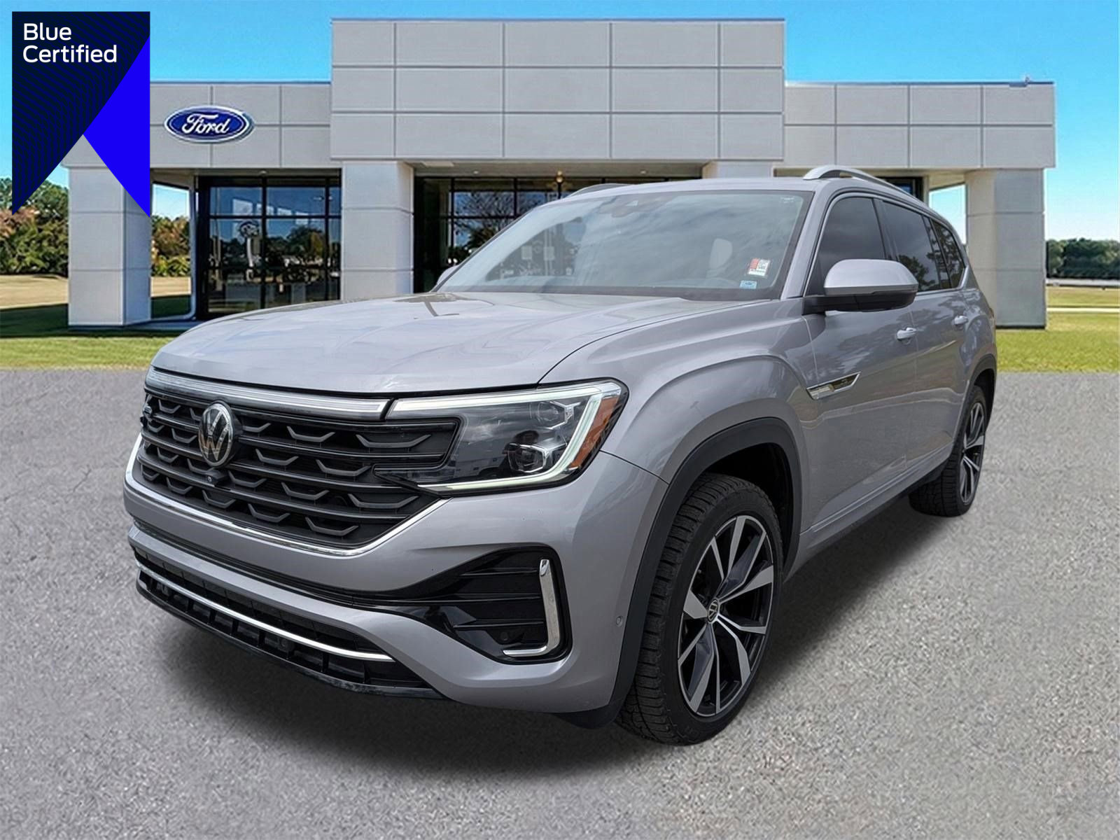 Used 2024 Volkswagen Atlas SEL Premium R-Line image 1