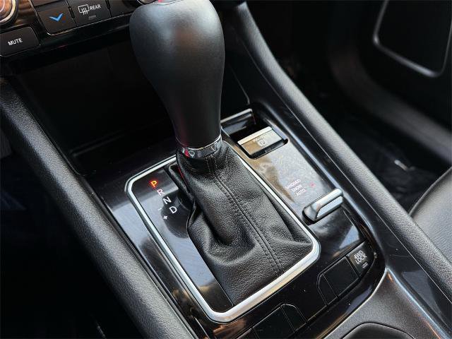 Used 2025 Jeep Compass Latitude image 25