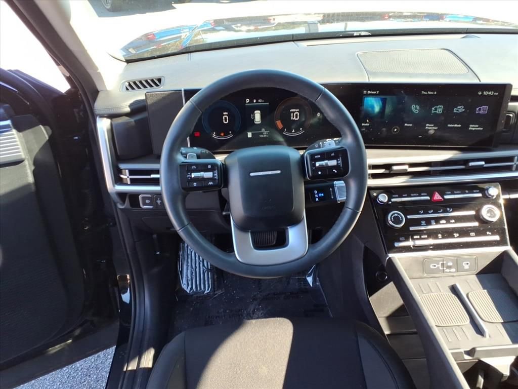 Used 2025 Hyundai Santa Fe SE image 14