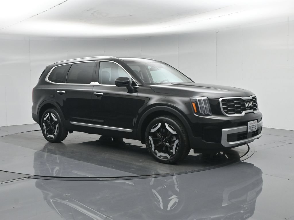 Used 2024 Kia Telluride S FWD image 31