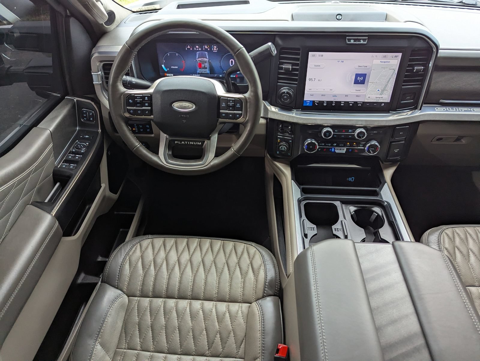 Certified 2026 Ford F250 Platinum w/ Platinum Plus Package AWD/4WD image 19