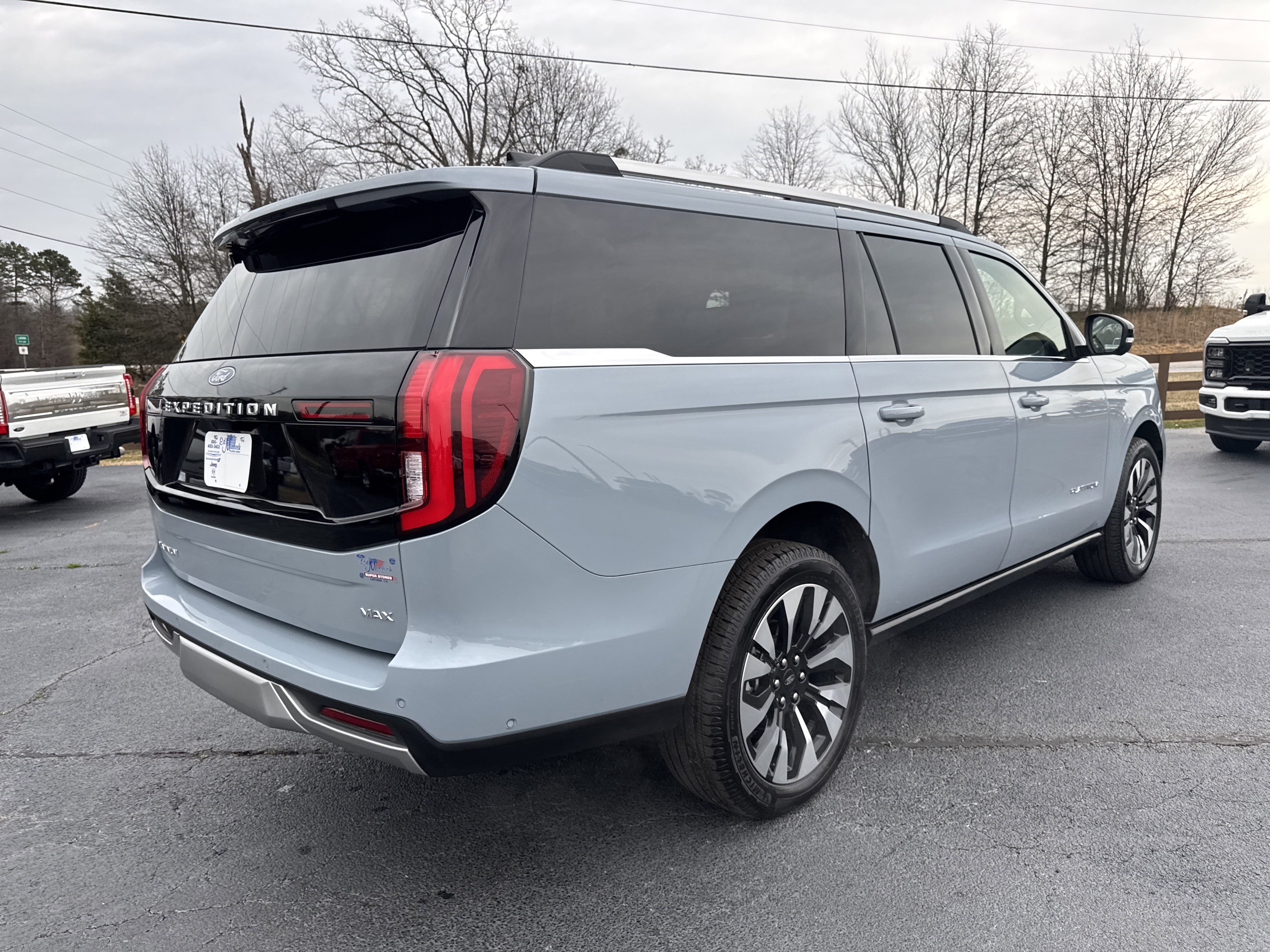 Certified 2025 Ford Expedition Max Platinum w/ Driver's Package image 5