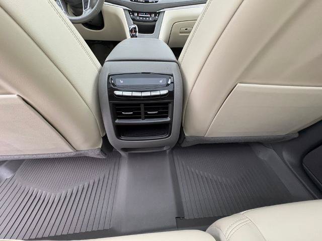 Used 2021 Cadillac XT5 Premium Luxury w/ LPO, Floor Liner Package AWD/4WD image 23