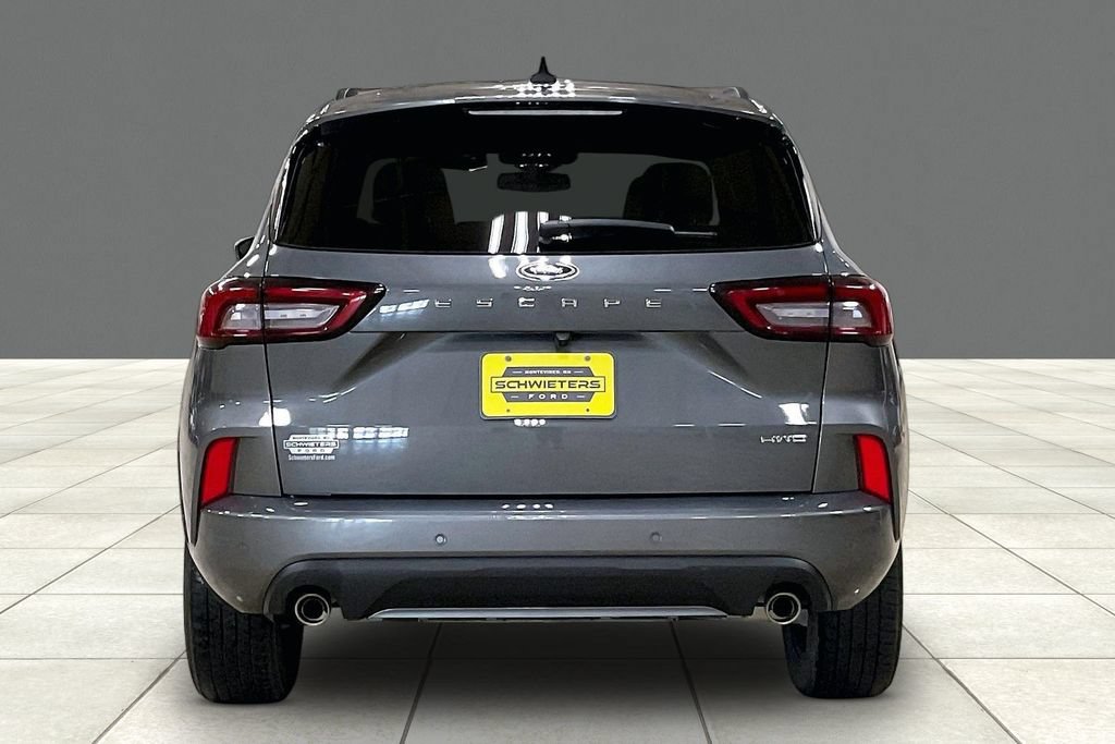 Certified 2025 Ford Escape ST-Line Elite AWD/4WD image 4