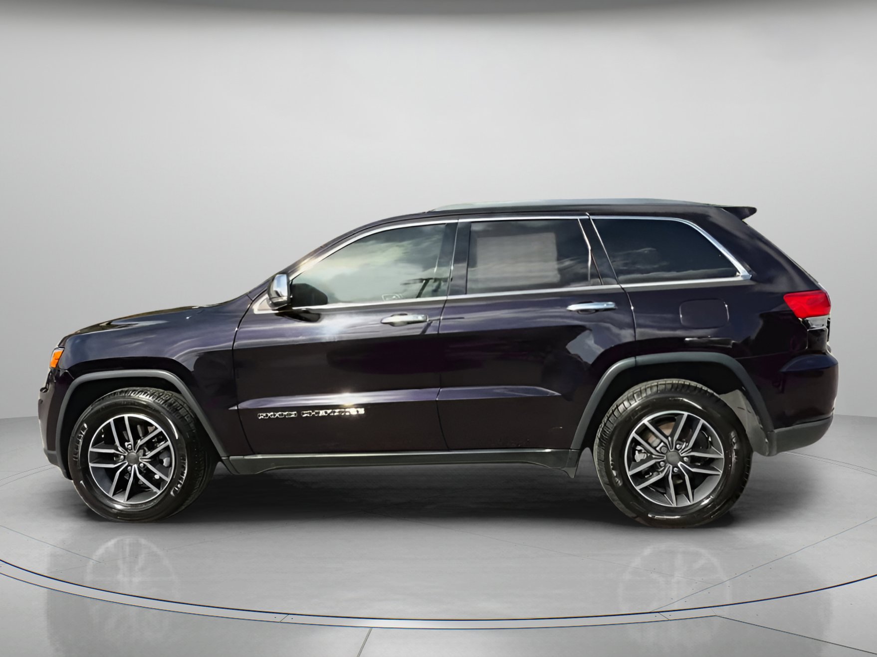 Used 2019 Jeep Grand Cherokee Limited image 17