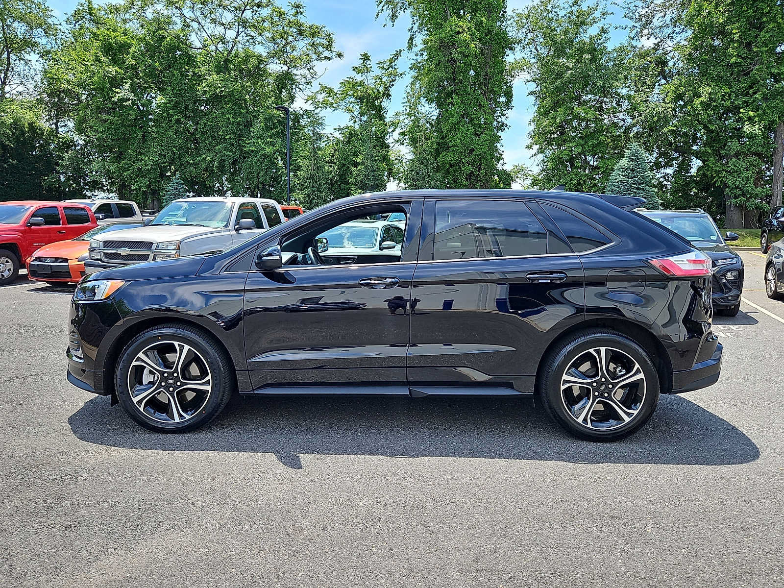 Certified 2023 Ford Edge ST AWD/4WD image 4