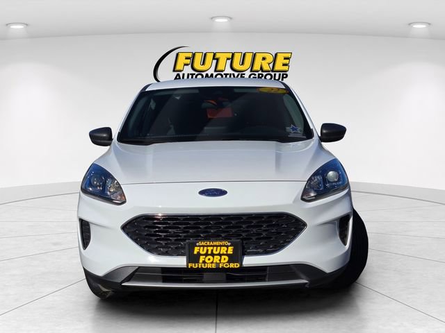 Certified 2022 Ford Escape SE AWD/4WD image 2