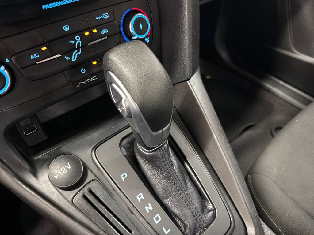 Certified 2018 Ford Focus S FWD image 27
