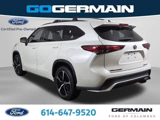 Used 2021 Toyota Highlander XSE image 4