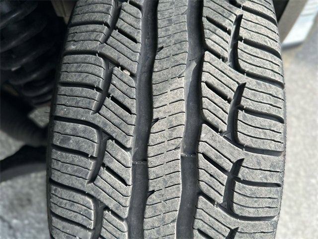 Certified 2019 Ford F150 XLT w/ Equipment Group 302A Luxury image 11