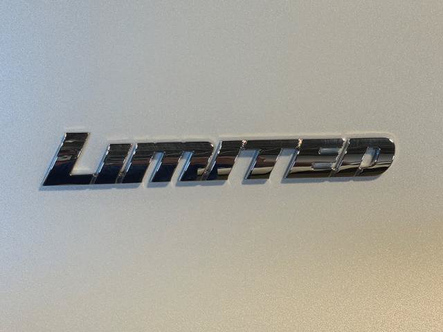Used 2023 Toyota 4Runner Limited AWD/4WD image 25