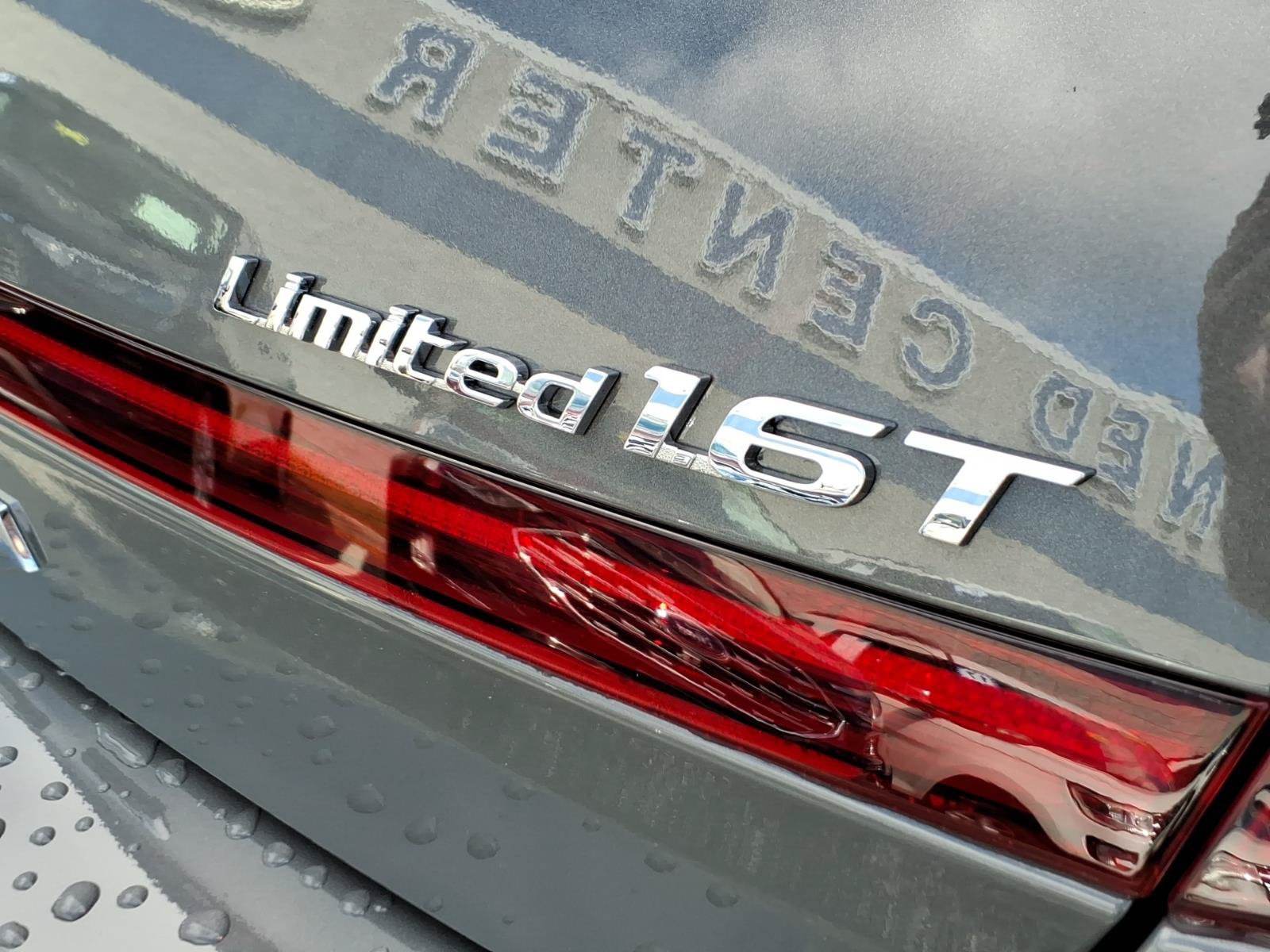Used 2022 Hyundai Sonata Limited w/ Cargo Package FWD image 28