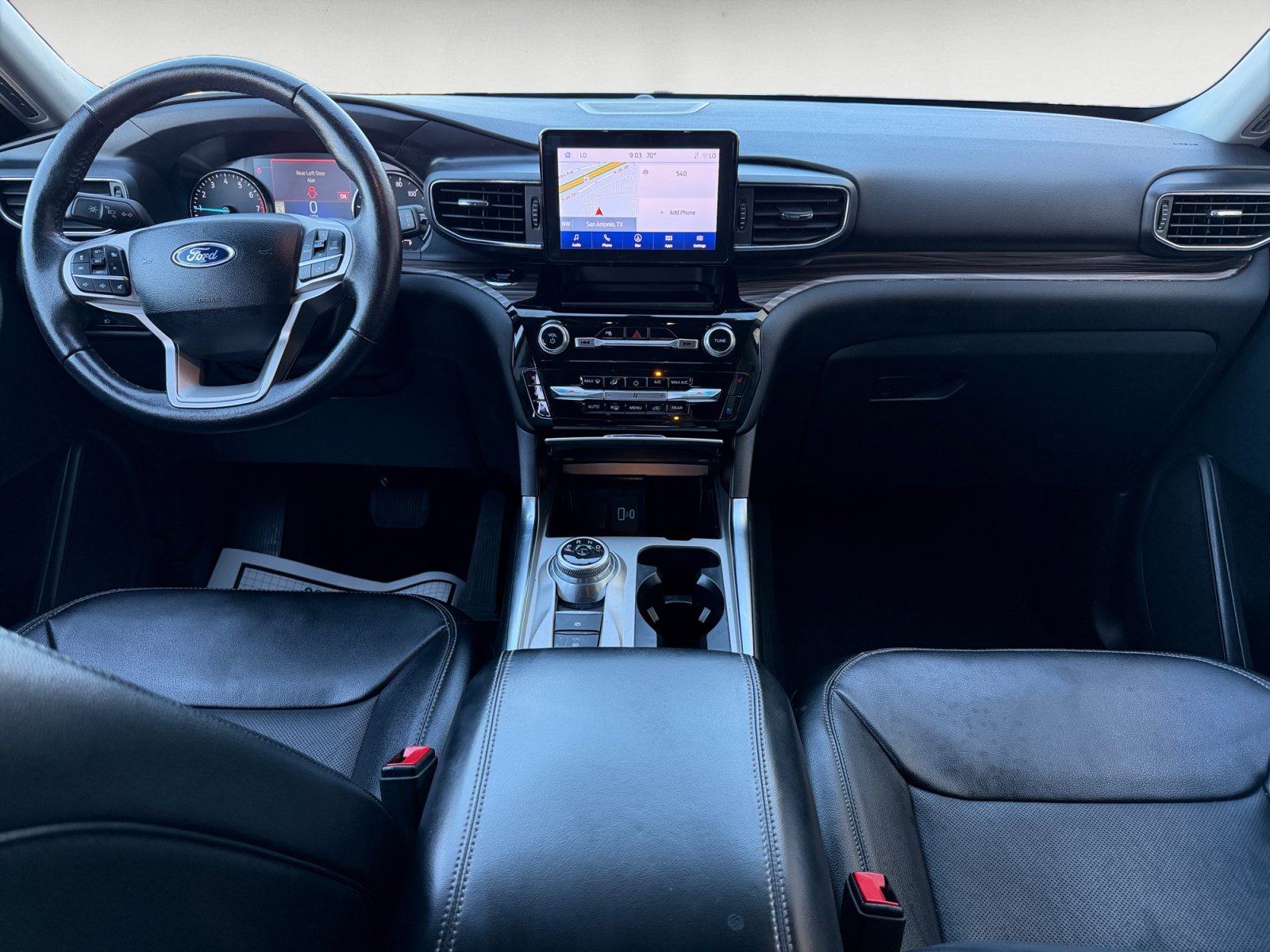 Certified 2024 Ford Explorer Limited RWD image 14