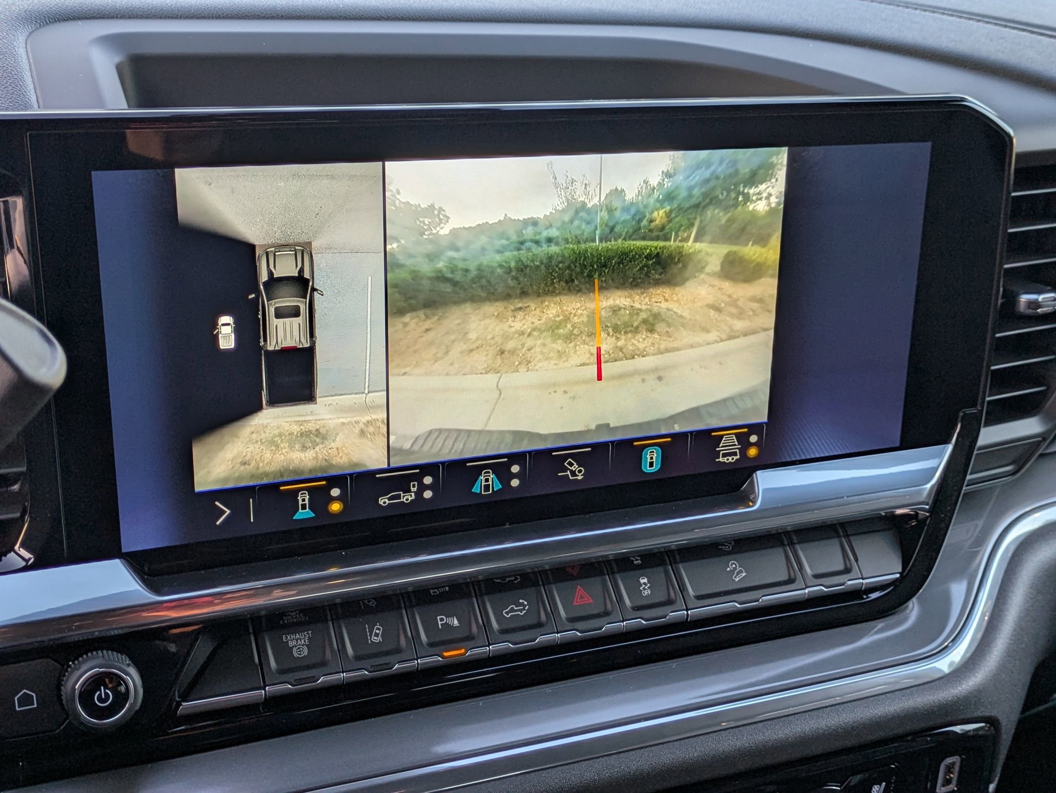 Used 2025 Chevrolet Silverado 2500 High Country w/ Technology Package image 28