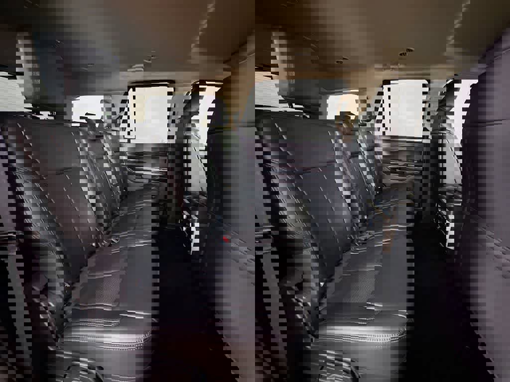 Certified 2023 Ford Expedition XLT image 32