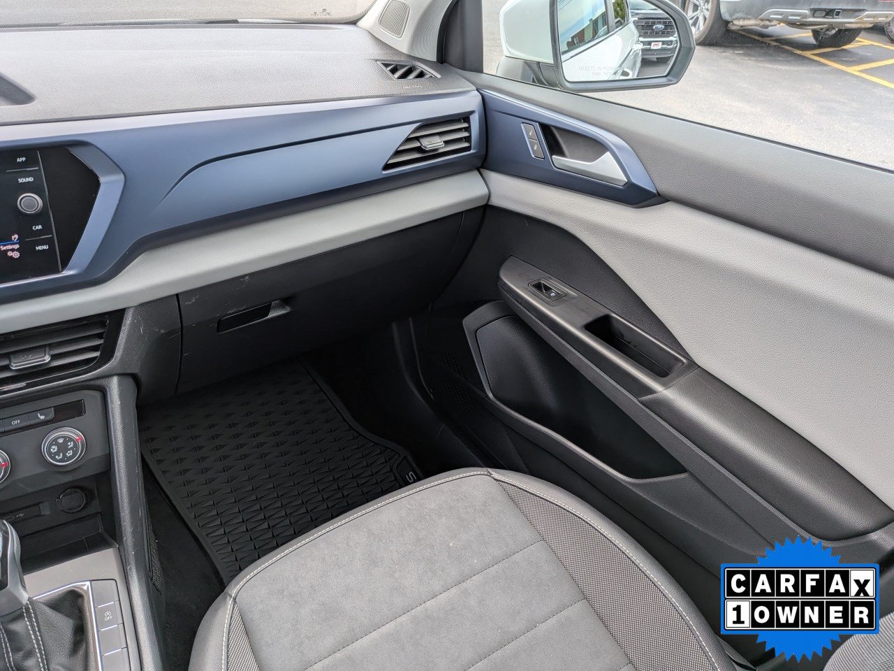 Used 2022 Volkswagen Taos SE FWD image 18
