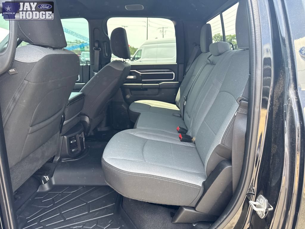 Used 2024 RAM 2500 Big Horn w/ Safety Group AWD/4WD image 32