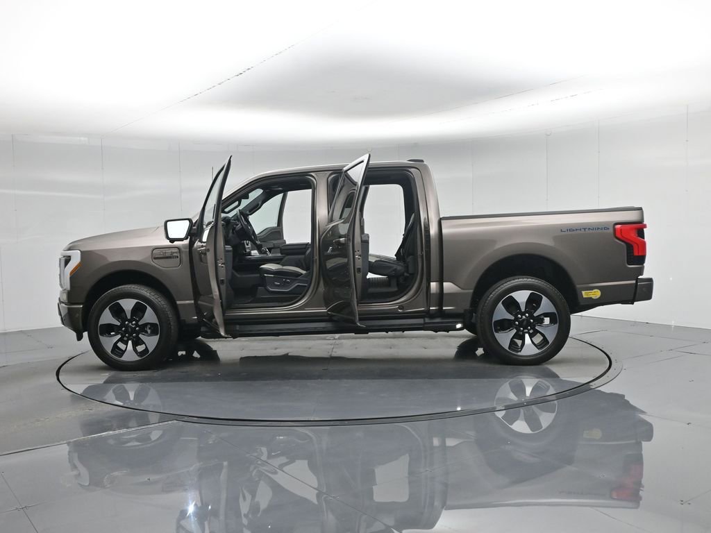 Certified 2022 Ford F150 Lightning Platinum image 38