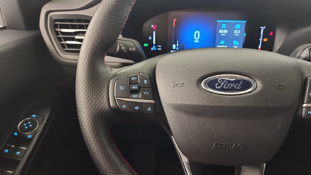 Certified 2024 Ford Escape ST-Line w/ Tech Pack #1 AWD/4WD image 19
