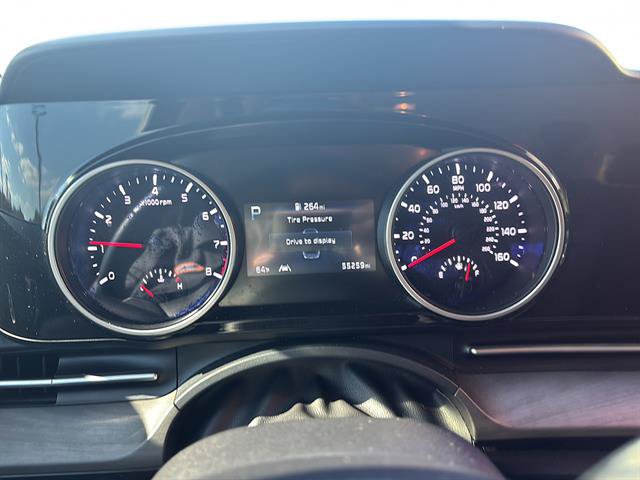 Used 2022 Kia Carnival EX FWD image 26