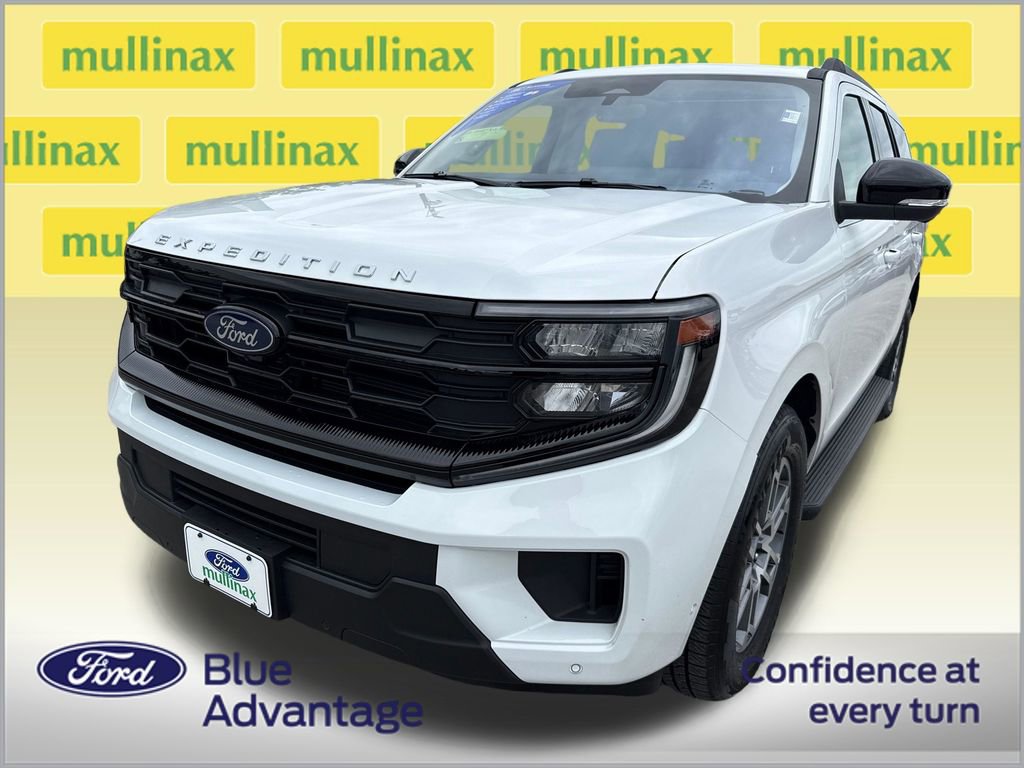 Certified 2025 Ford Expedition Active RWD image 11