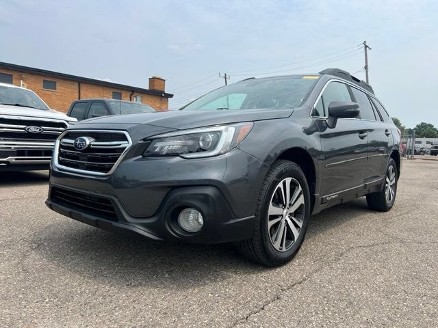 Used 2018 Subaru Outback 3.6R Limited AWD/4WD image 32