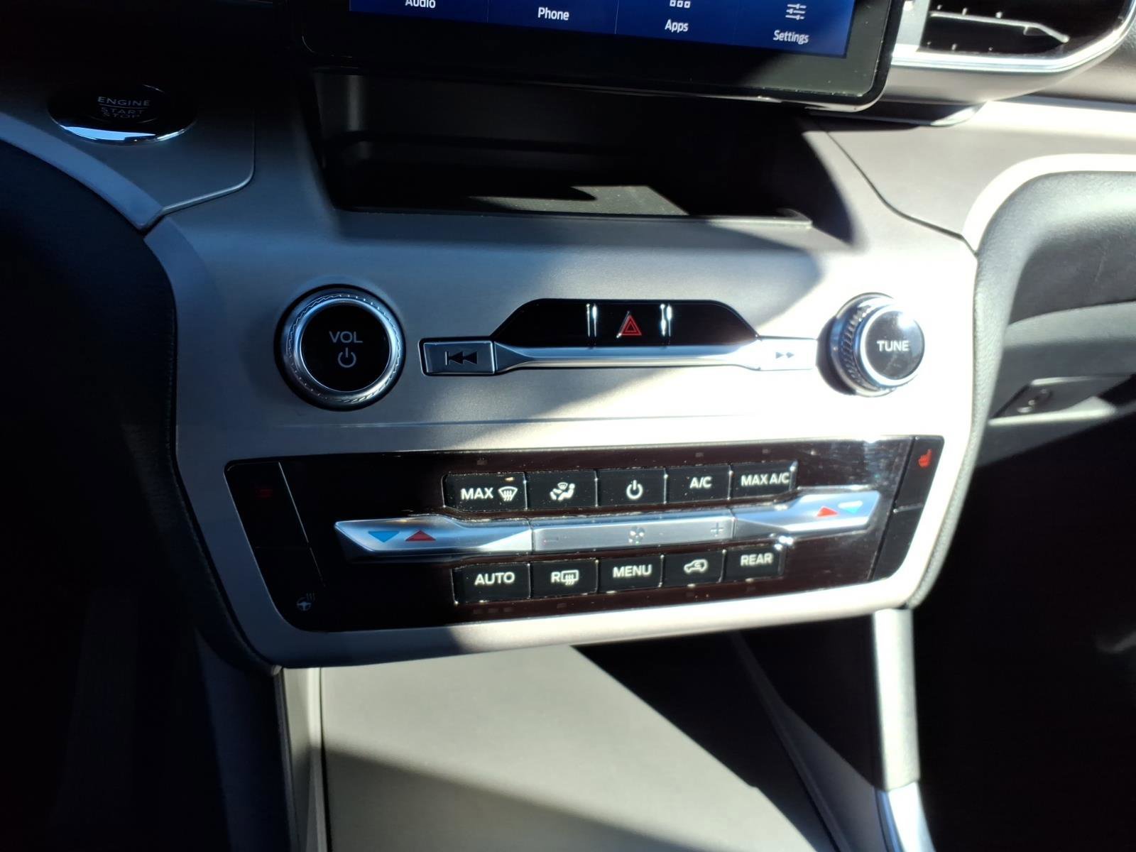 Certified 2023 Ford Explorer XLT w/ Equipment Group 202A image 19