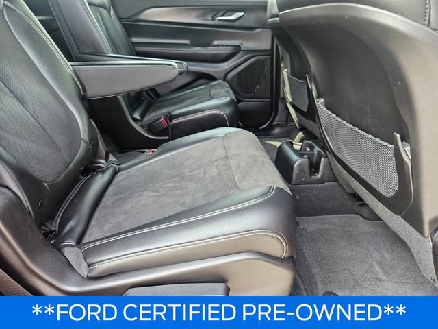 Used 2025 Jeep Grand Cherokee L Altitude RWD image 15