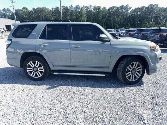 Used 2022 Toyota 4Runner TRD Sport RWD image 3