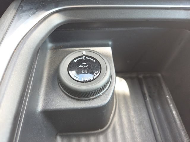 Certified 2025 Ford Expedition Active AWD/4WD image 35