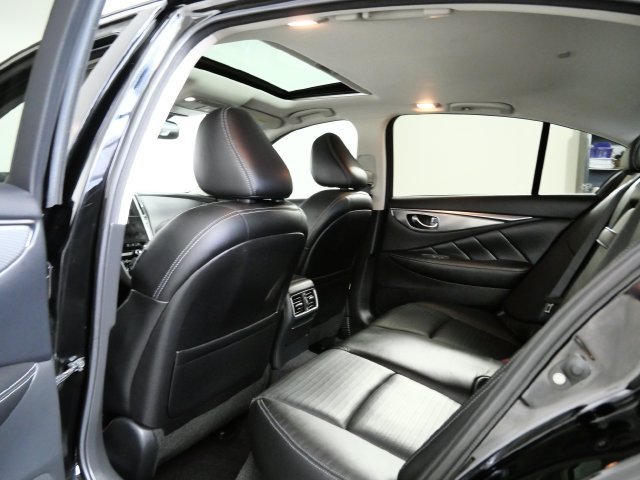 Used 2018 INFINITI Q50 Sport AWD/4WD image 13