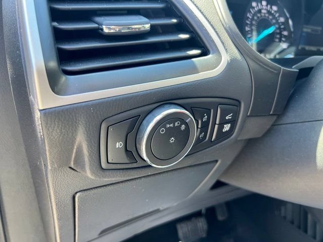 Certified 2024 Ford Edge SEL w/ Convenience Package AWD/4WD image 8
