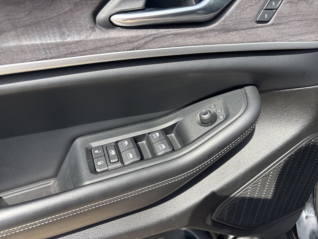 Used 2024 Jeep Grand Cherokee Limited w/ Luxury Tech Group II AWD/4WD image 13
