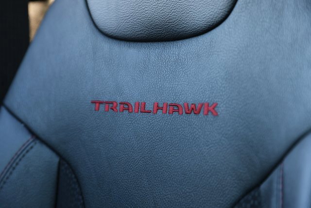 Used 2023 Jeep Compass Trailhawk w/ Trailhawk Convenience Group image 16