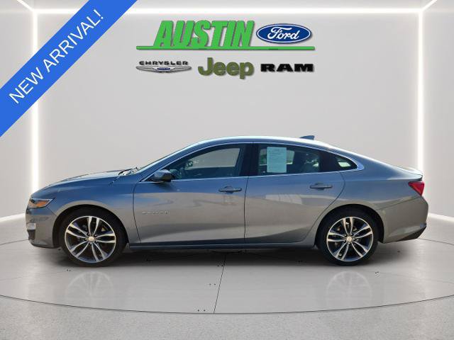 Used 2025 Chevrolet Malibu LT FWD image 2