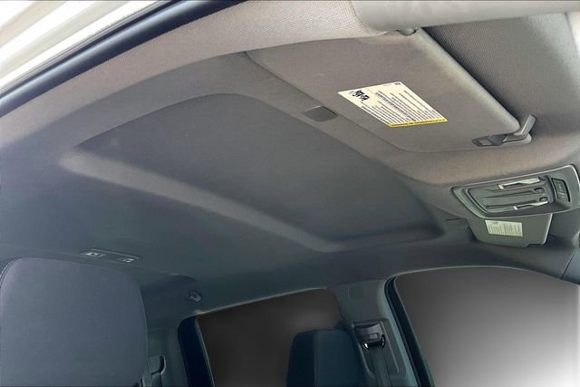 Used 2024 Chevrolet Silverado 2500 LT w/ Convenience Package image 15