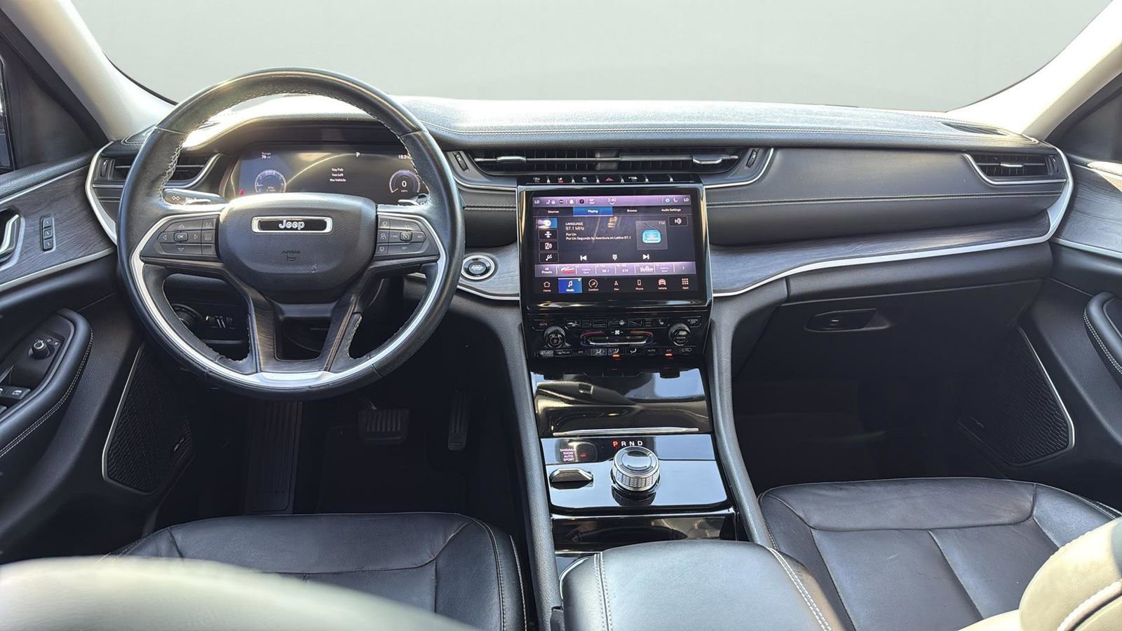 Used 2022 Jeep Grand Cherokee L Limited image 22