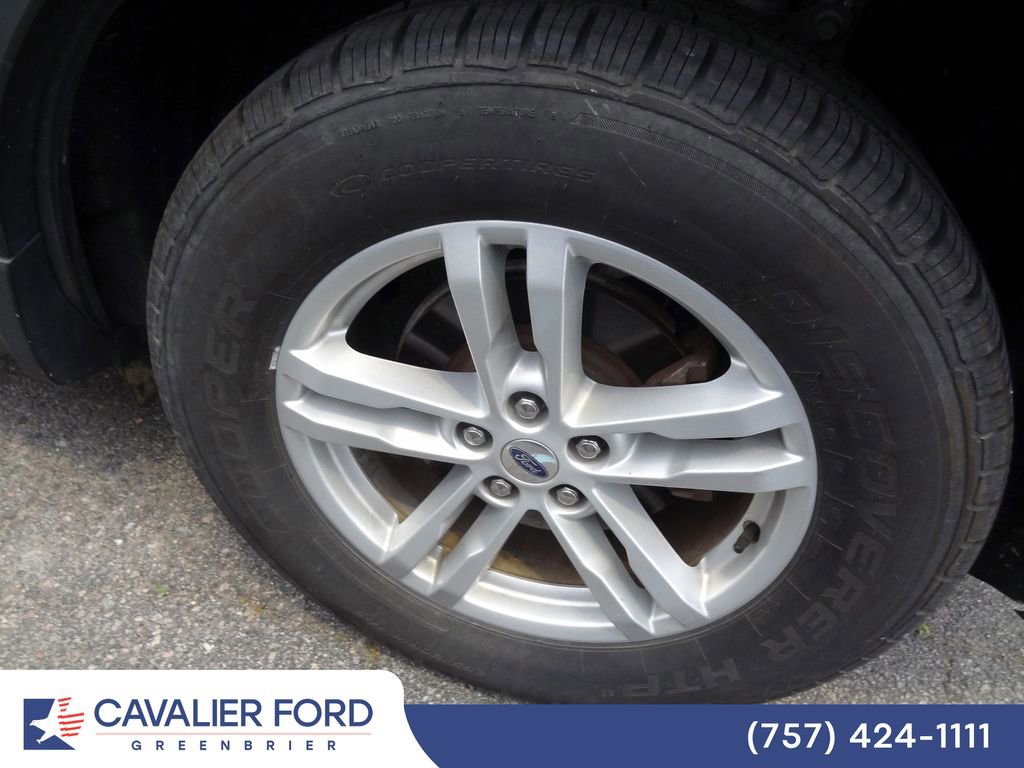 Certified 2021 Ford Explorer XLT w/ Equipment Group 202A RWD image 12