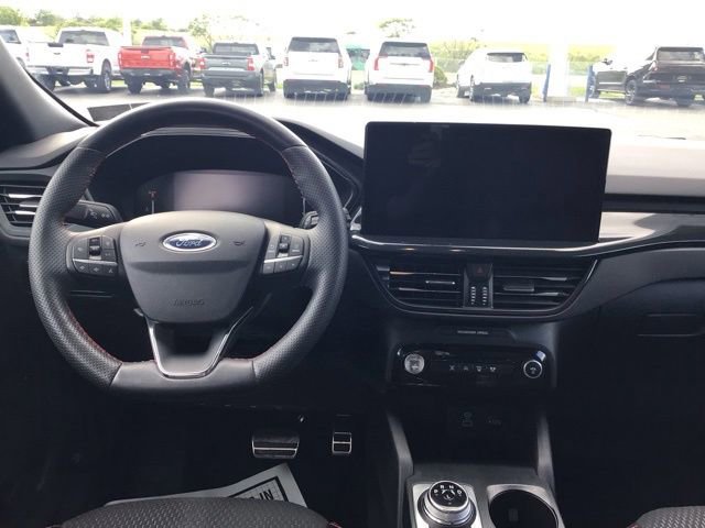 Certified 2023 Ford Escape ST-Line w/ Tech Pack #1 AWD/4WD image 10