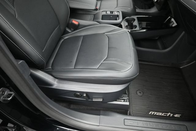Certified 2025 Ford Mustang Mach-E Premium AWD/4WD image 31