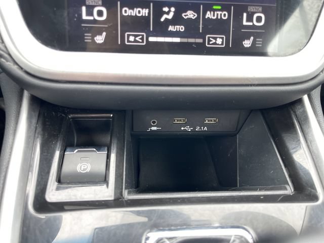 Used 2021 Subaru Outback Limited AWD/4WD image 47